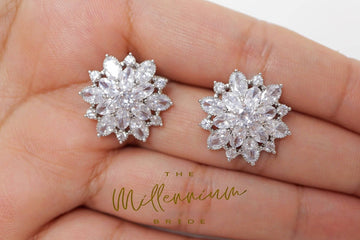 Cubic Zirconia Diamond Flower Leaves stud Earrings, Bridal Jewelry, Bridal Stud Earrings, Crystal Bridal Earrings, Statement Earrings Cz
